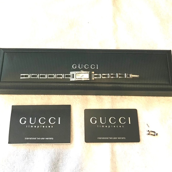 Gucci diamond watch. - Picture 1 of 9